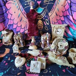 Decorative Vintage-Inspired Figurines and Accessories